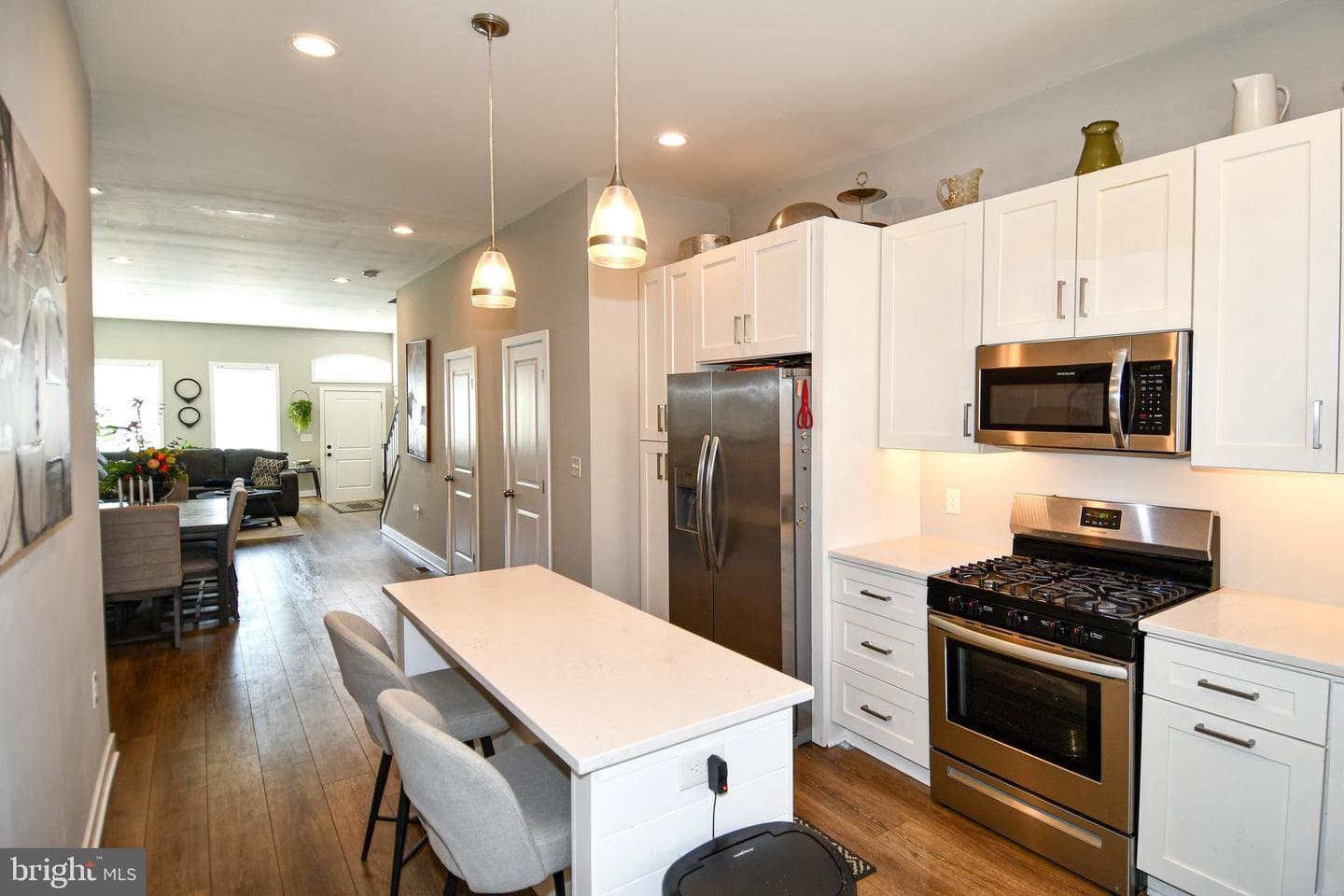 846 Harlem Avenue photo 40