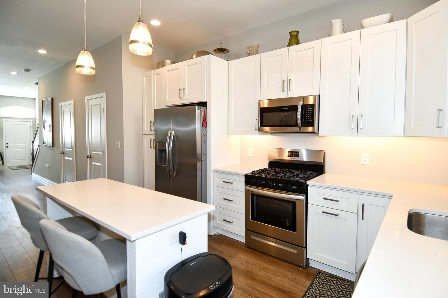 846 Harlem Avenue photo 41