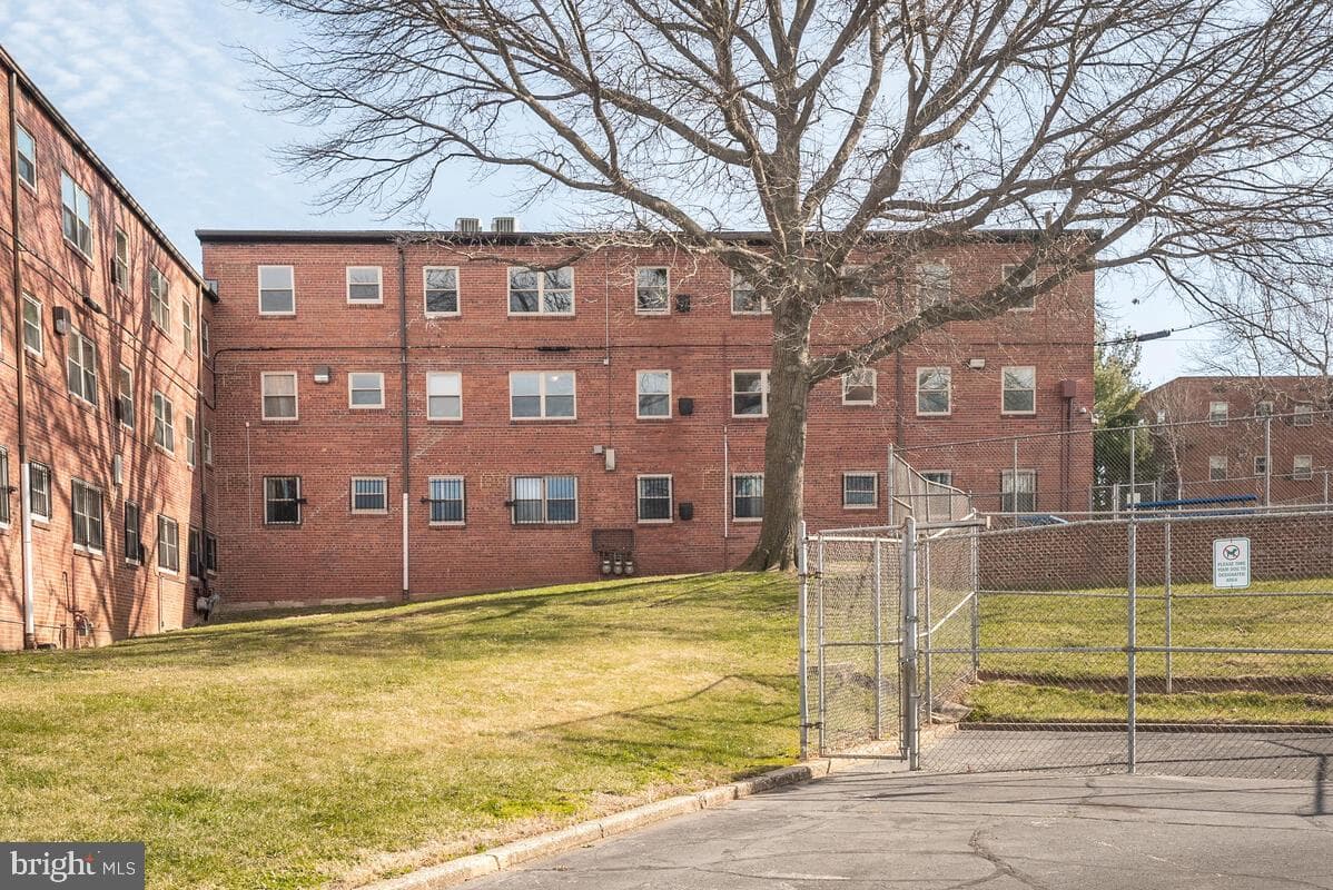 2647 Birney Place SE #201 photo 40