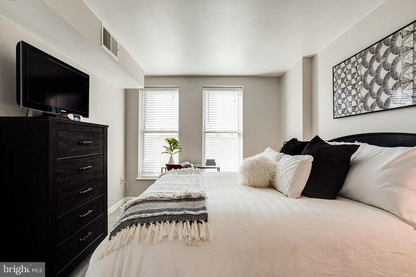 601 Pennsylvania Avenue NW #1408n photo 15