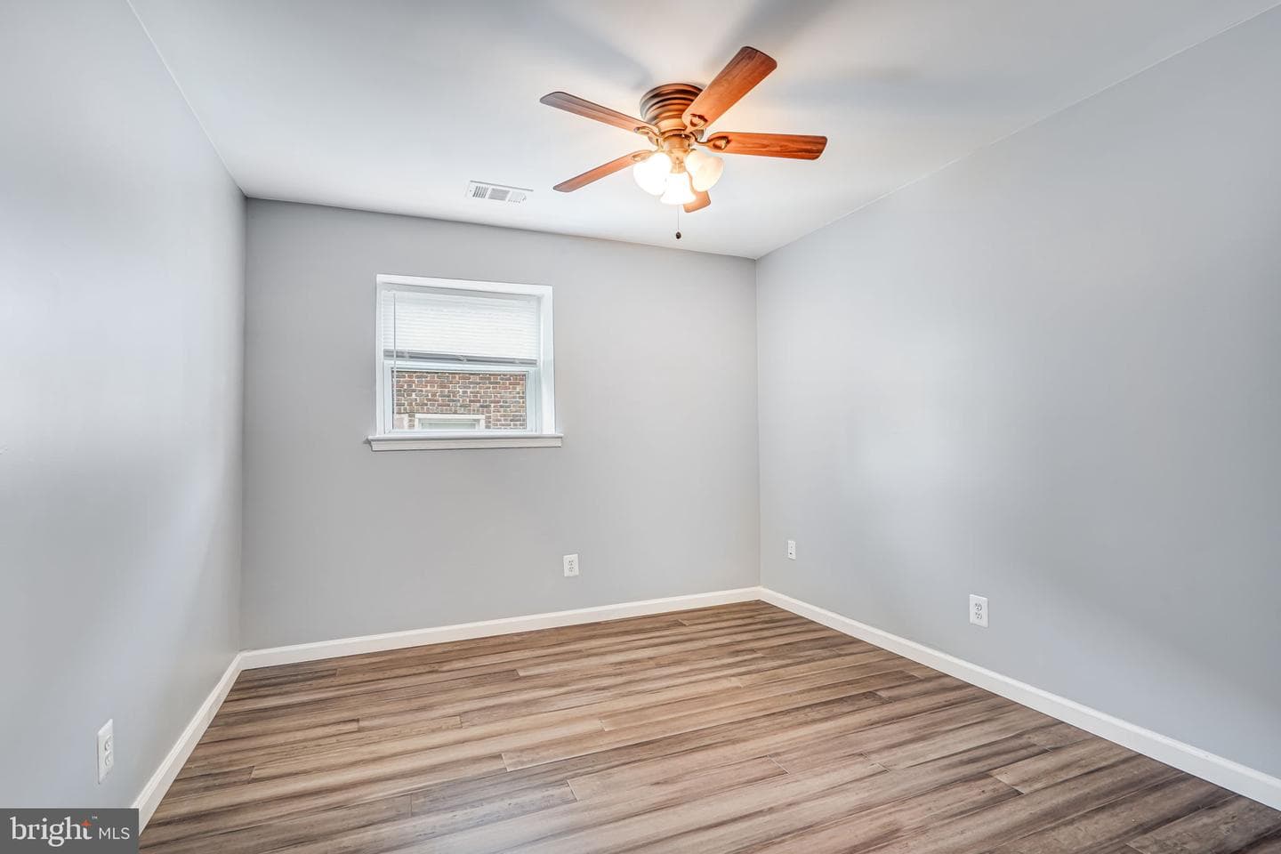 1441 Spring Road NW #302 photo 12