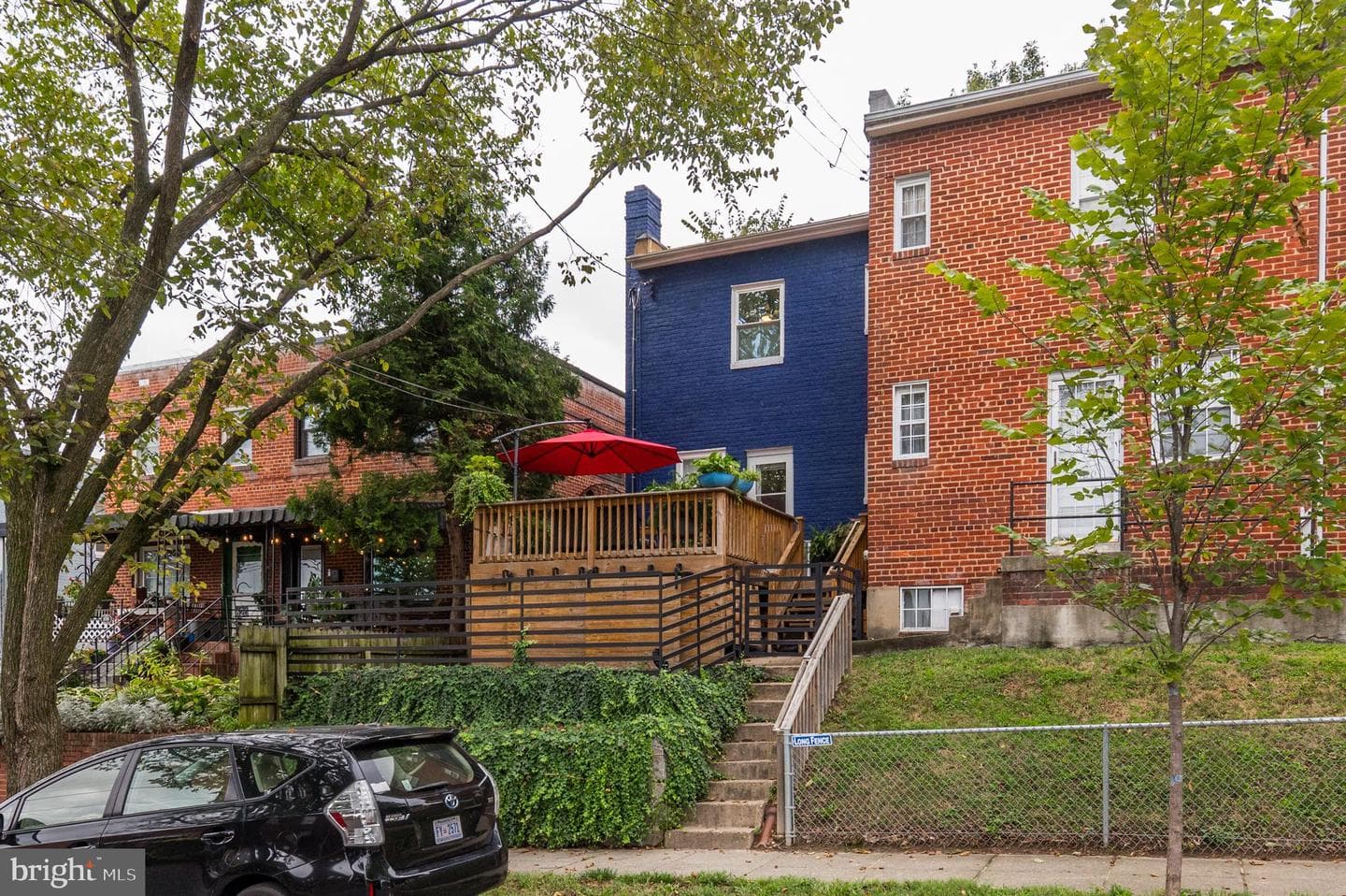 5922 Eastern Avenue NE photo 28