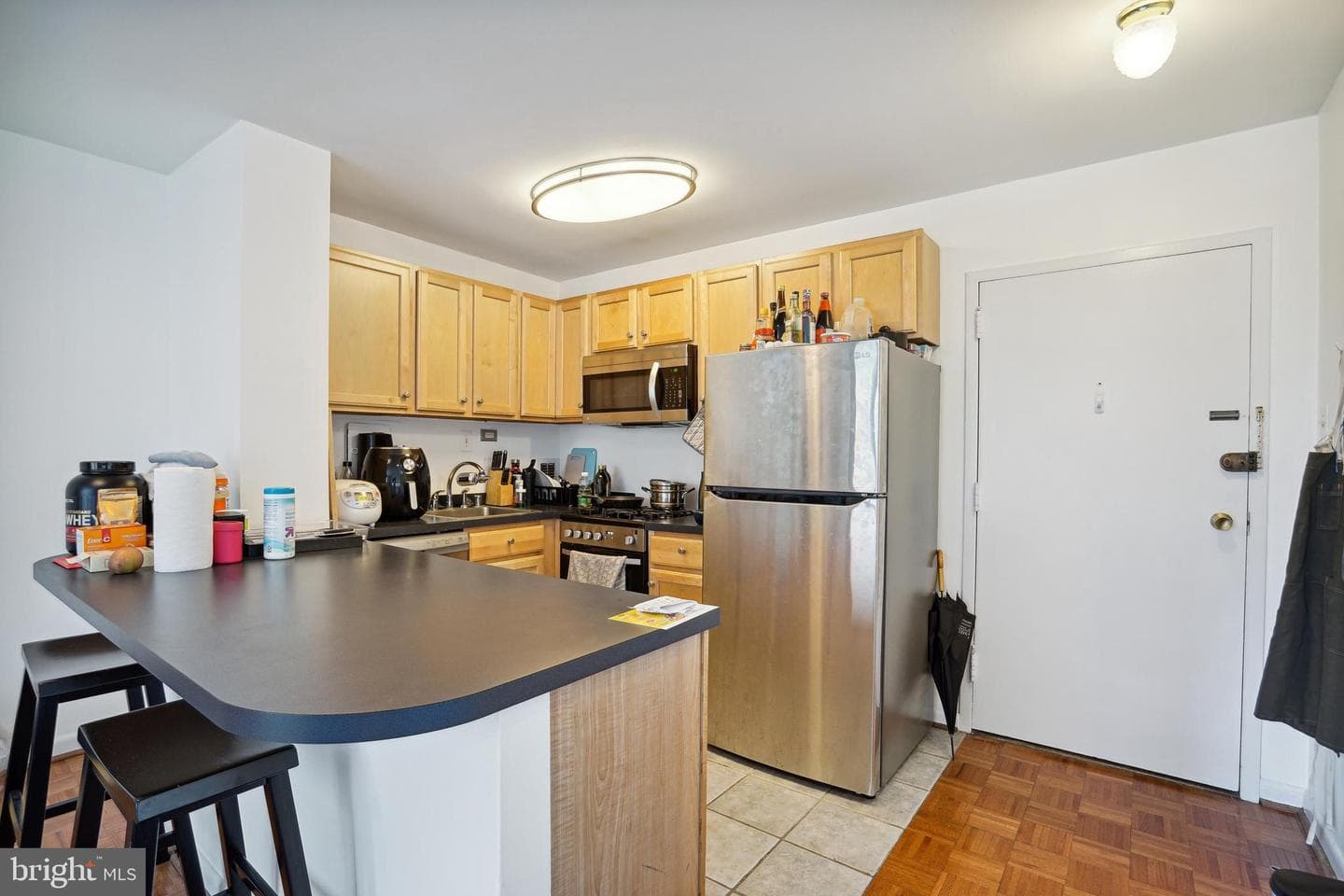 950 25th NW #814n photo 32