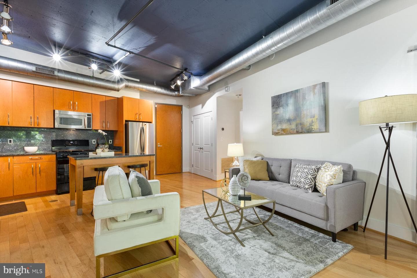 2301 Champlain Street NW #101 photo 10