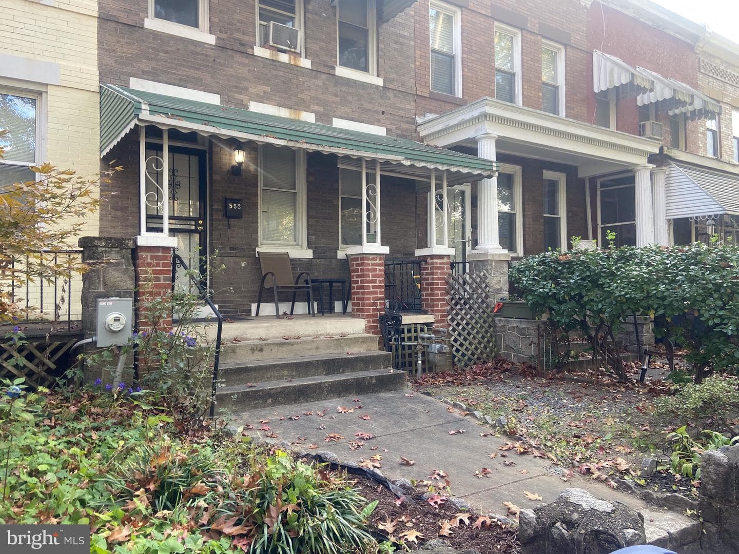 552 14th Street SE photo 1