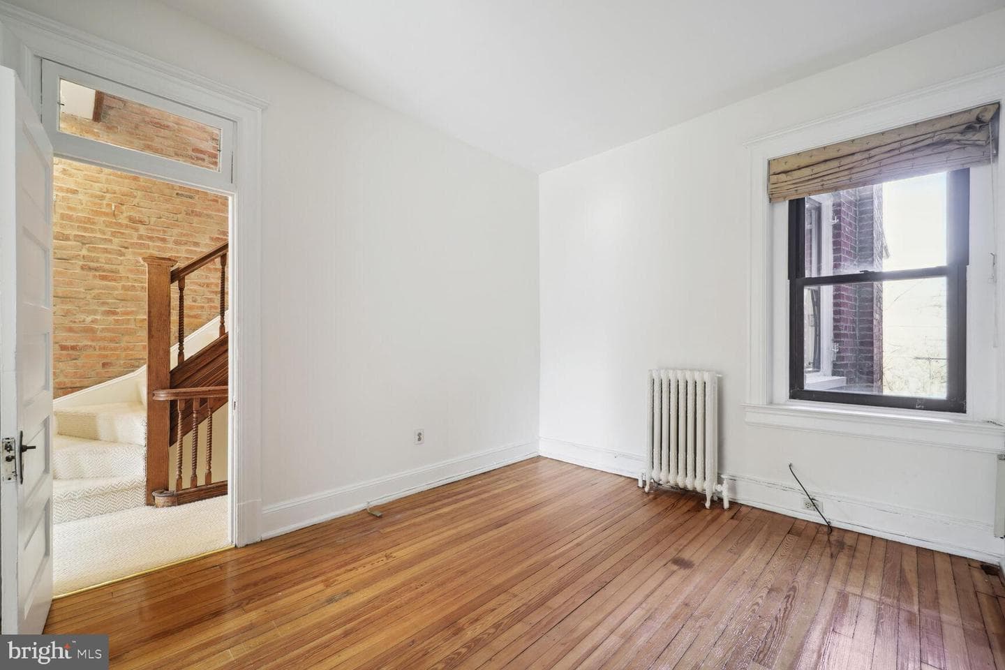 1933 Calvert Street NW photo 24