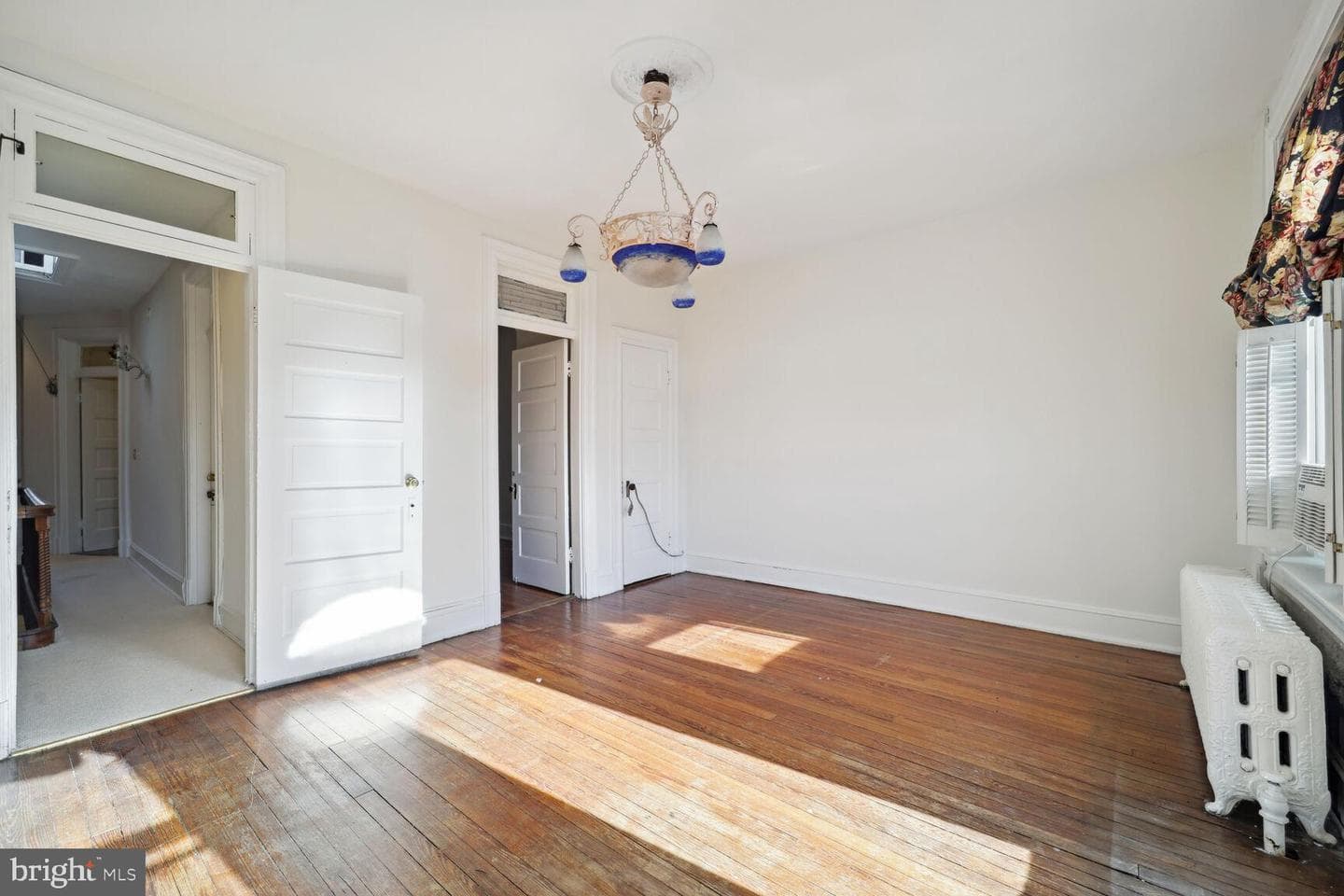 1933 Calvert Street NW photo 29