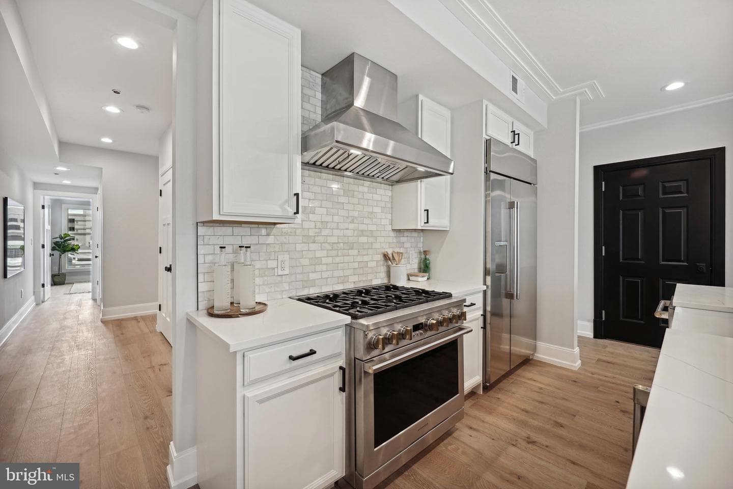 1320 Belmont St NW #201 photo 16