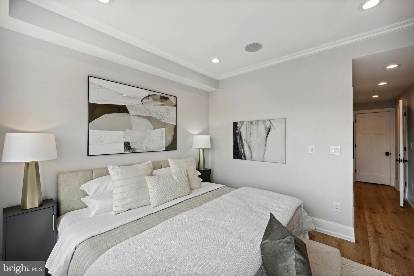 1320 Belmont St NW #201 photo 21