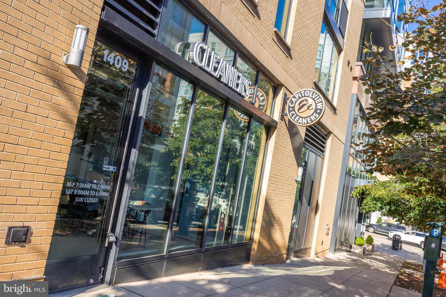 1320 Belmont St NW #201 photo 34