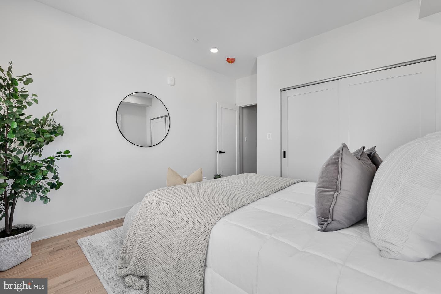 623 Kennedy Street NW #10 photo 18