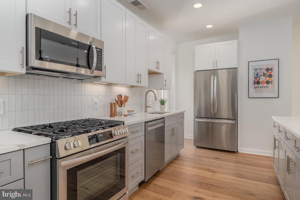 1831 California Street NW #30 photo 3