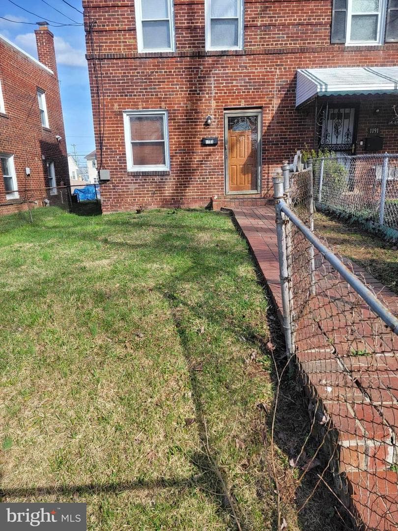 1193 46th Place SE photo 1