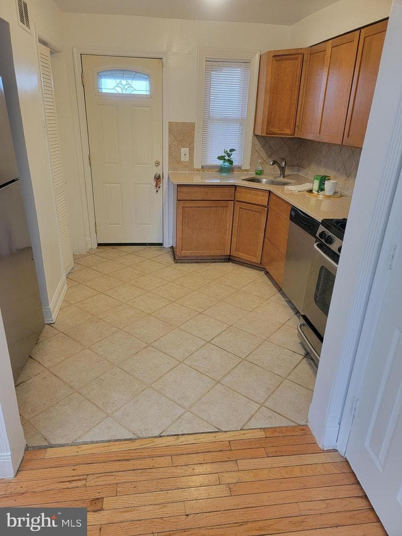 1193 46th Place SE photo 13