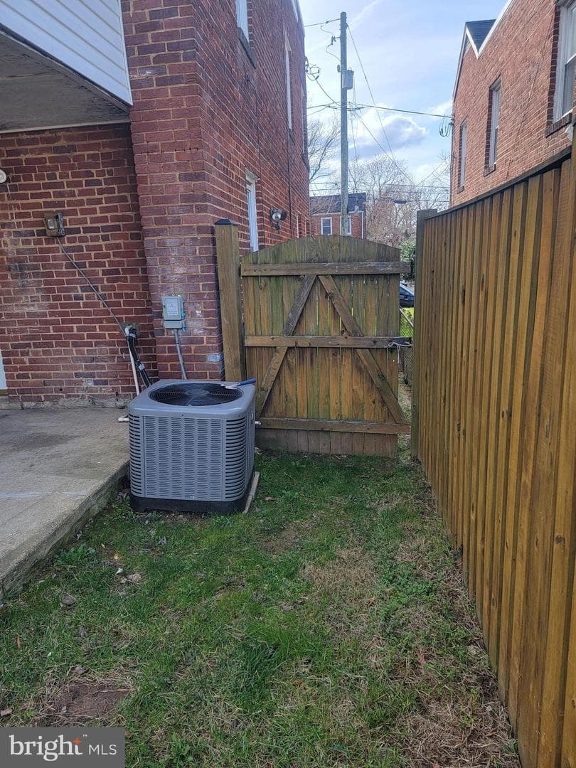 1193 46th Place SE photo 36