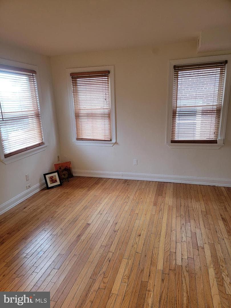 1193 46th Place SE photo 7