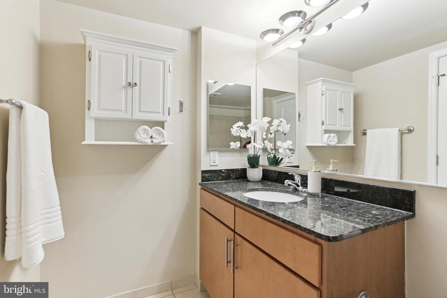 915 E Street NW #306 photo 13