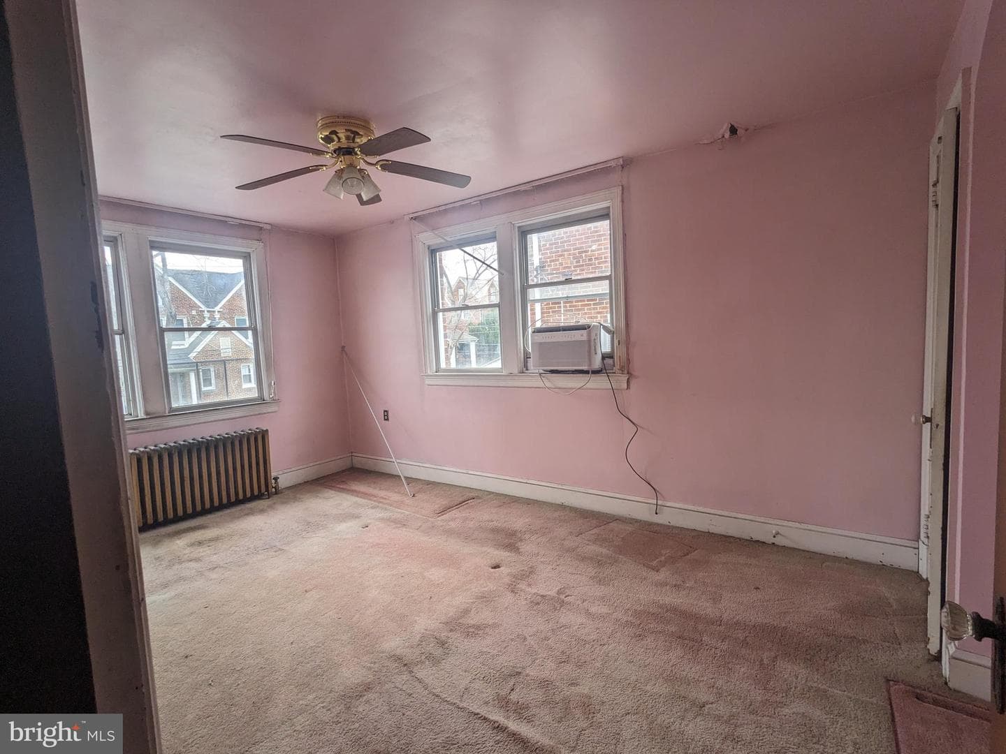 527 Quintana Place NW photo 6