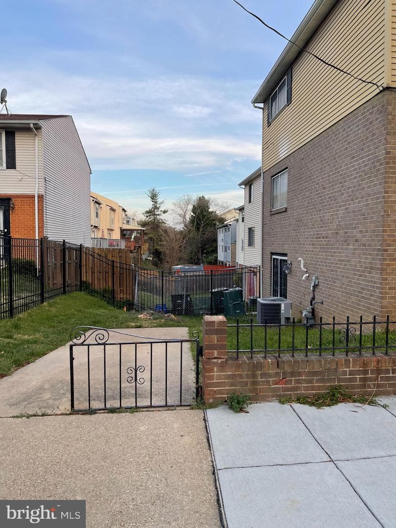 2311 Wagner Street SE photo 2
