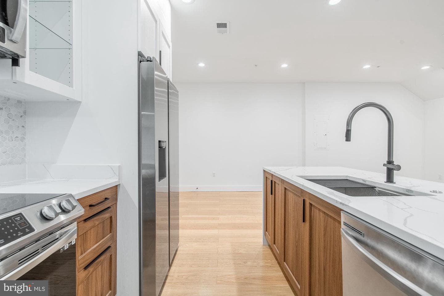36 Channing Street NW #b photo 8