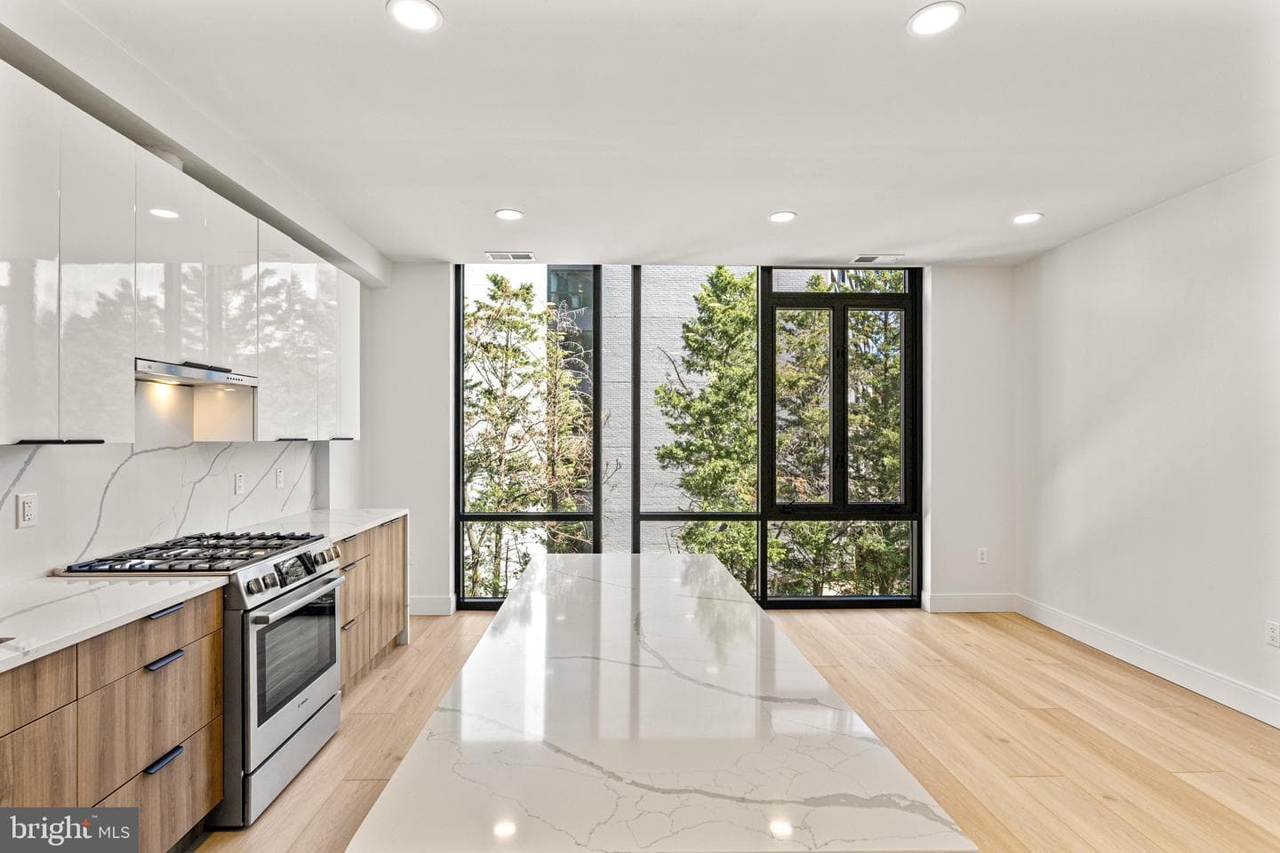 4111 Connecticut Avenue NW #unit 504 photo 3