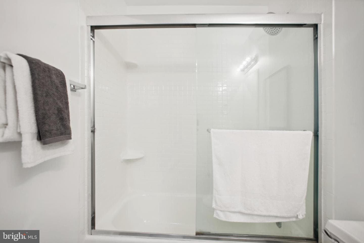 1833 California Street NW #403 photo 25