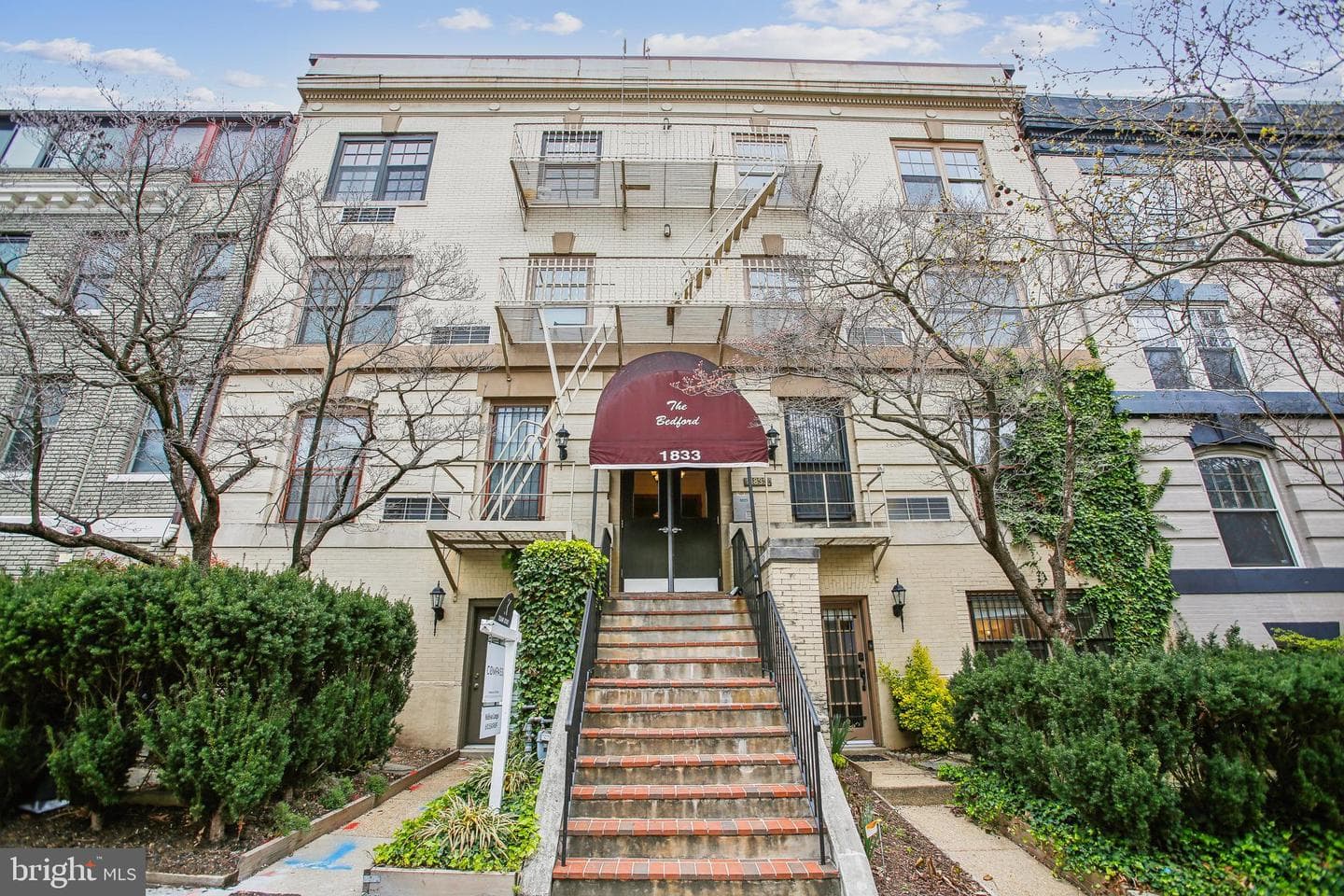 1833 California Street NW #403 photo 33