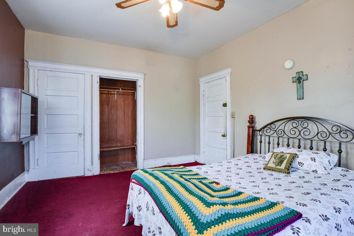1361 Valley Place SE photo 21