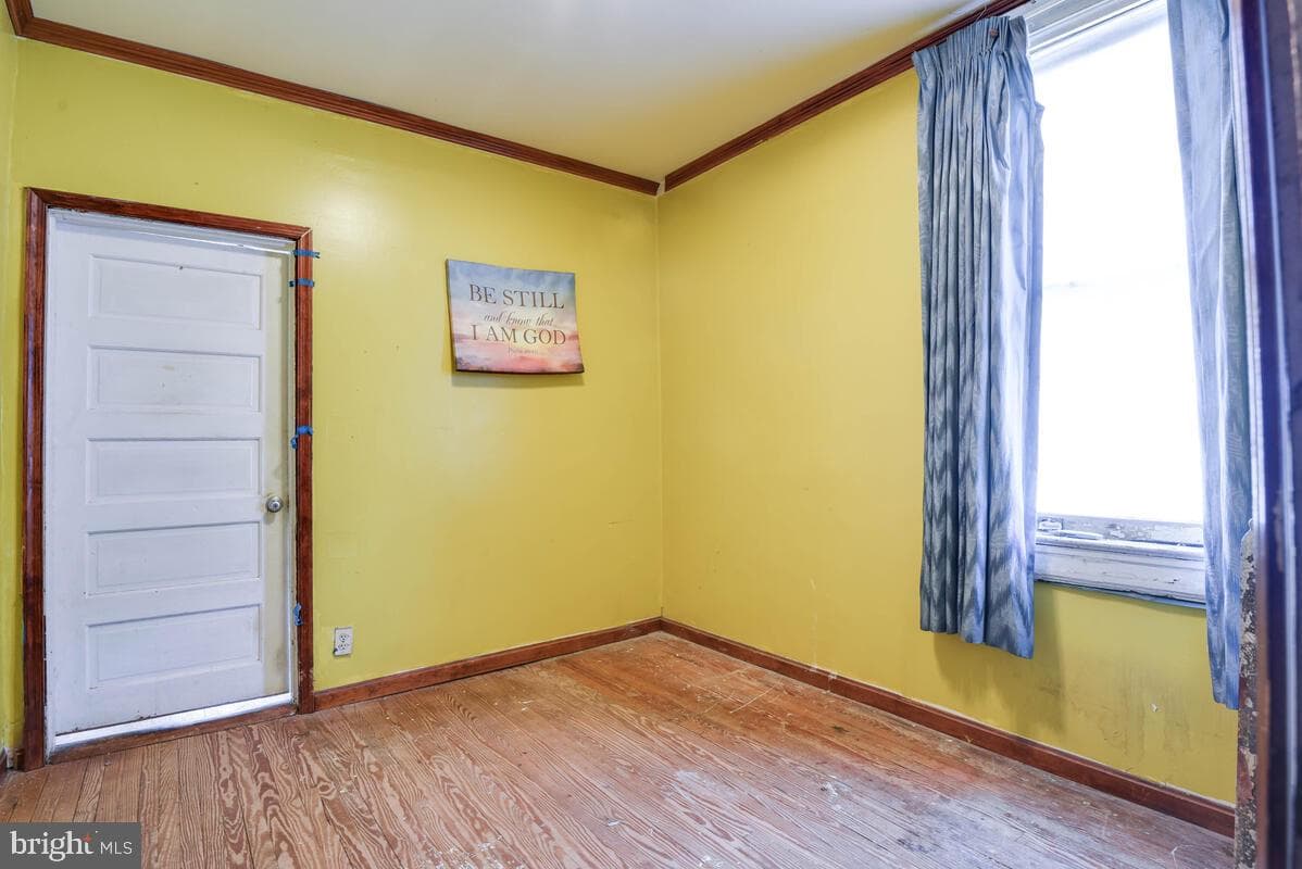 1361 Valley Place SE photo 24