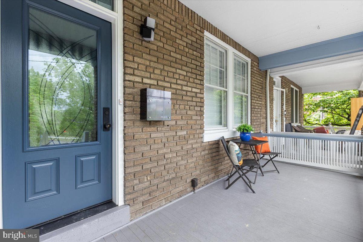 4503 Iowa Avenue NW photo 5