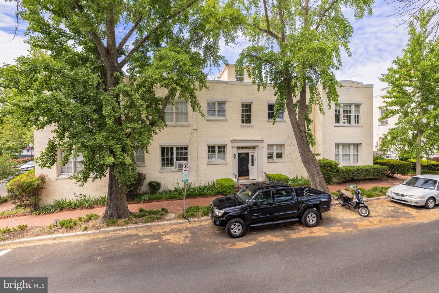 1404 26th Street NW #2 photo 2