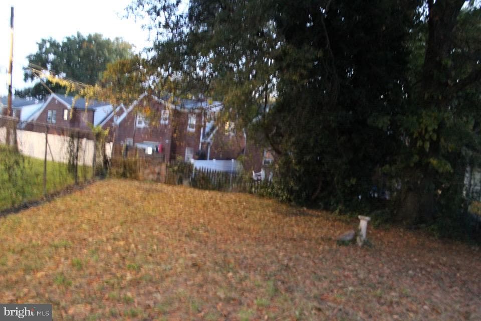 1453 Evarts Street NE photo 13