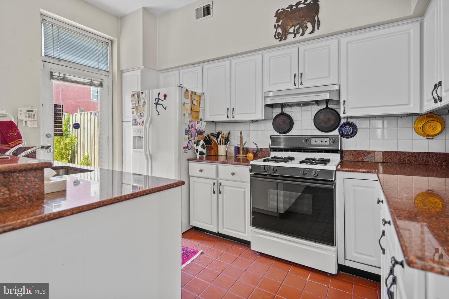 407 11th Street SE photo 13