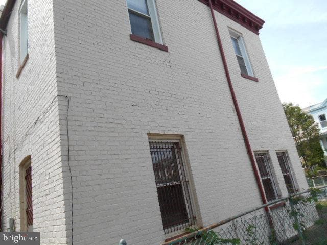 1431 C Street NE photo 18