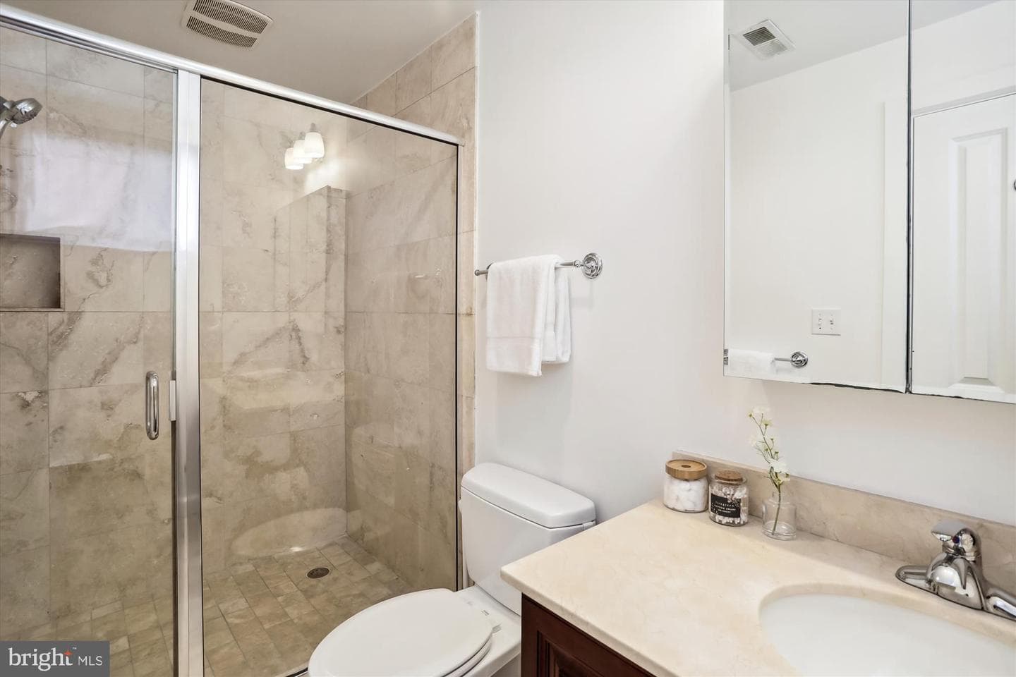 1421 Chapin Street NW #32 photo 26