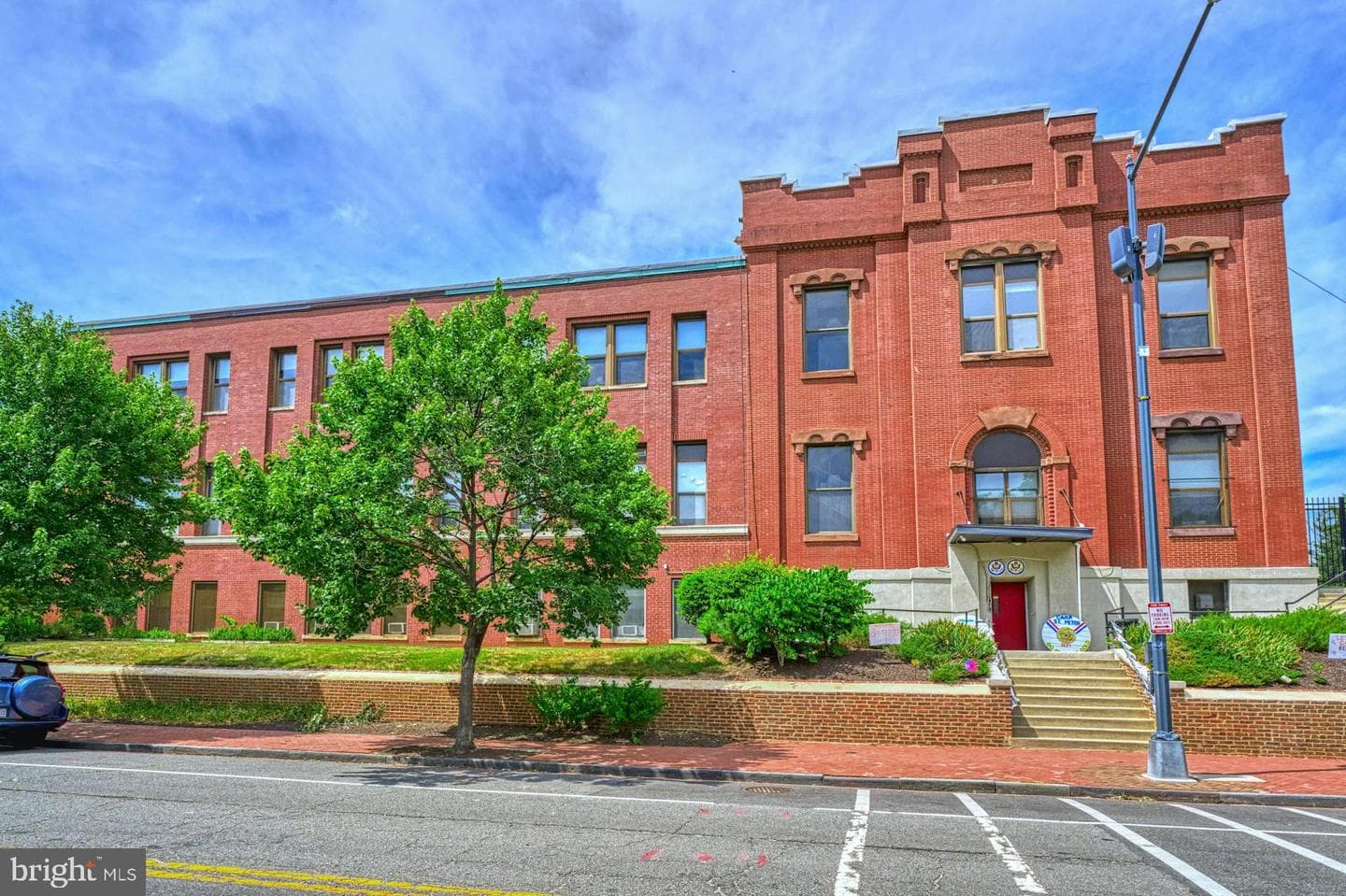 311 E Street SE photo 43