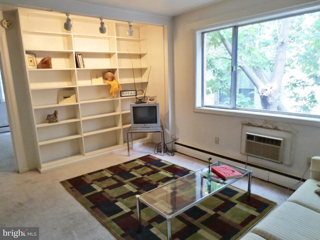 513 12th Street NE #9 photo 9