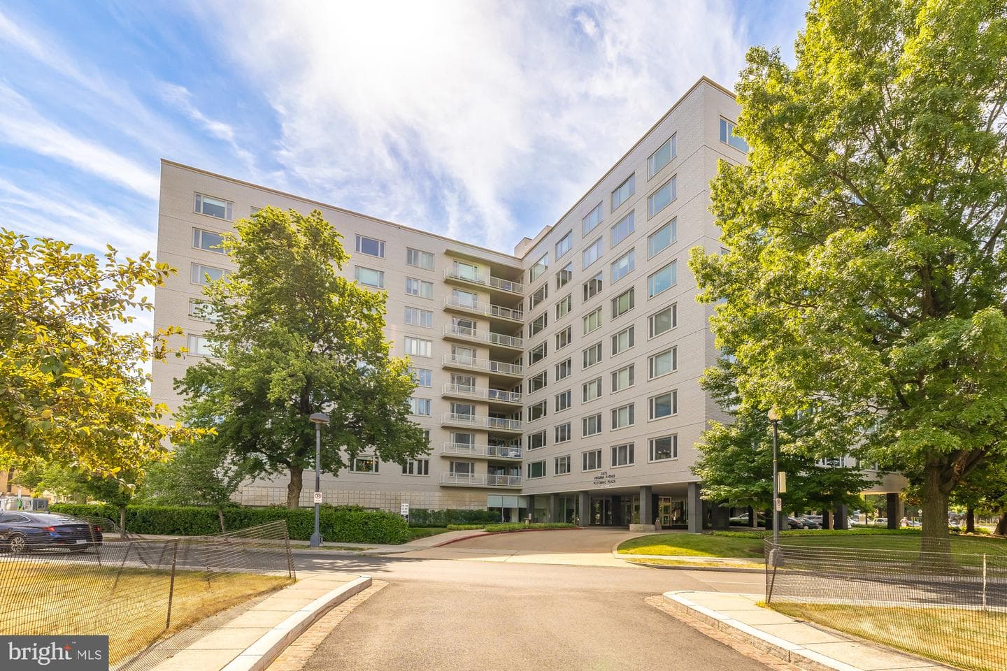 2475 Virginia Avenue NW #200/201