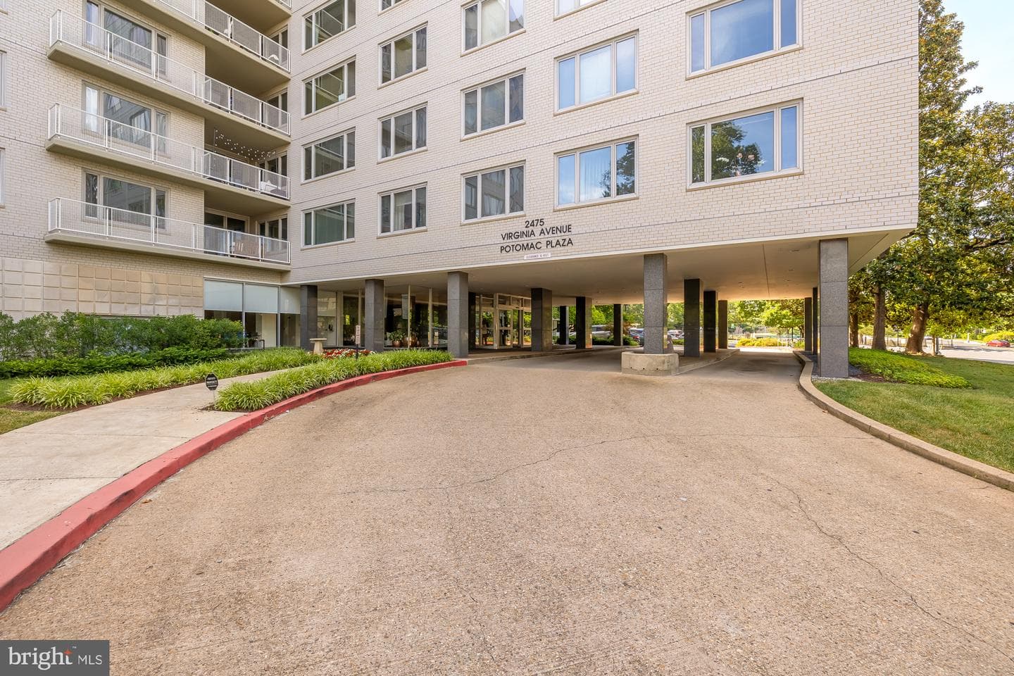 2475 Virginia Avenue NW #200/201 photo 2