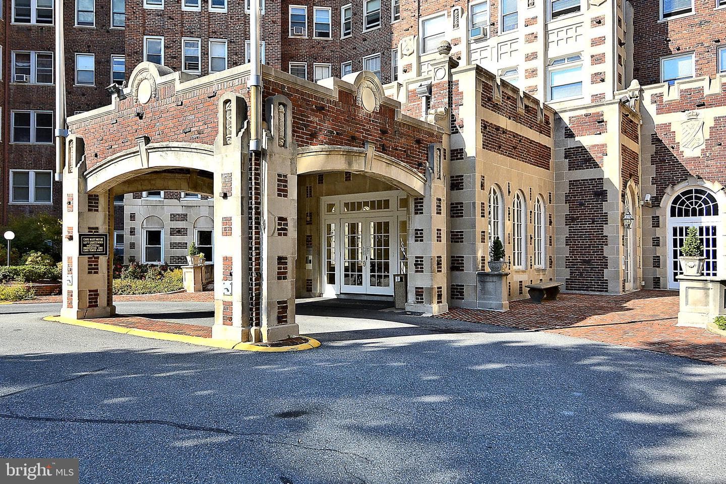3601 Connecticut Avenue NW #700b photo 2