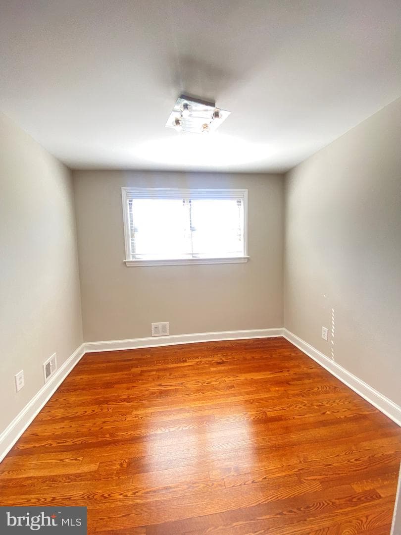 2830 Fort Baker Drive SE photo 20