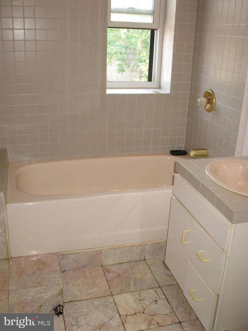 116 Thomas Street NW photo 33