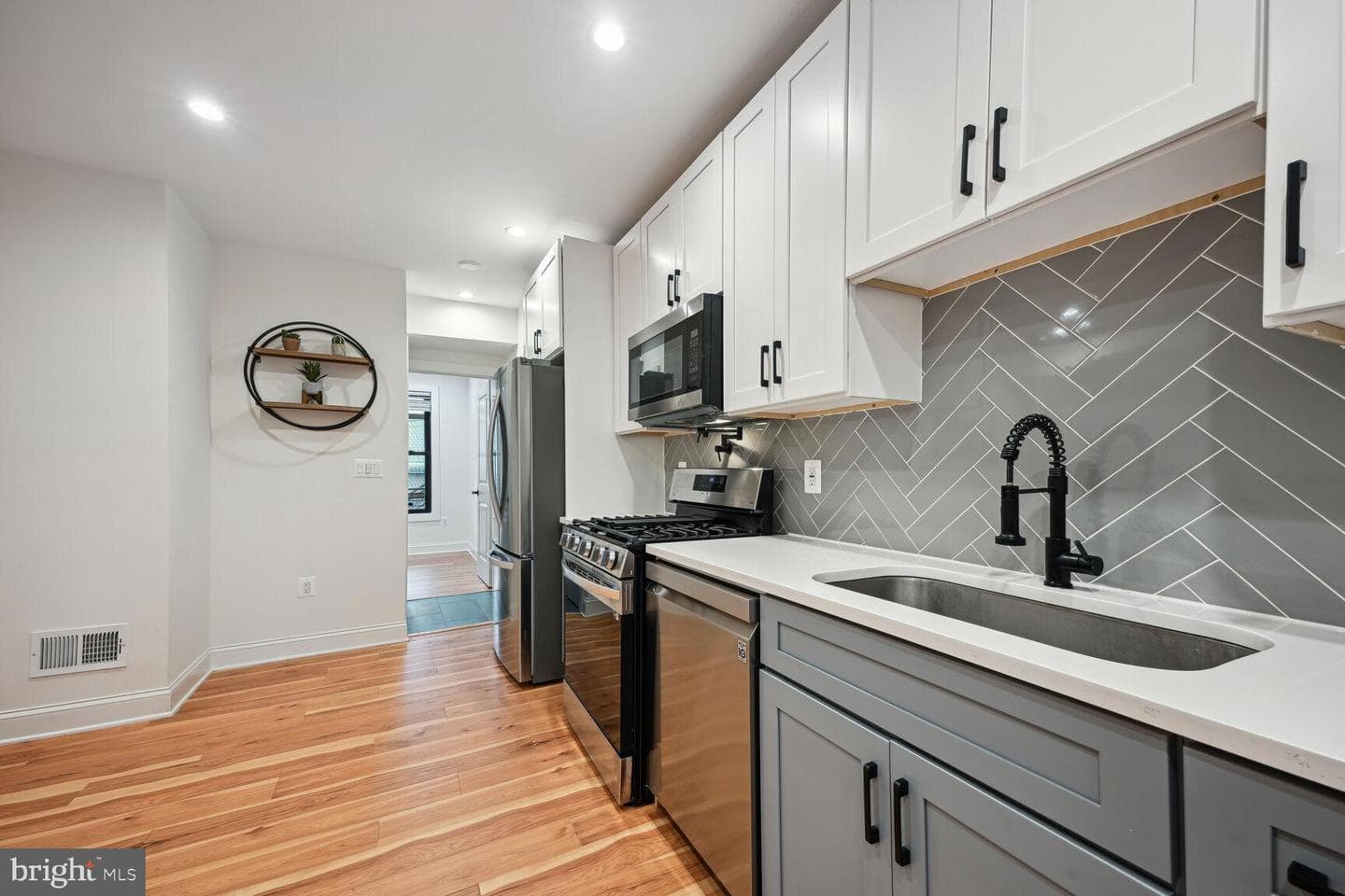 428 Evarts Street NE #1 photo 10