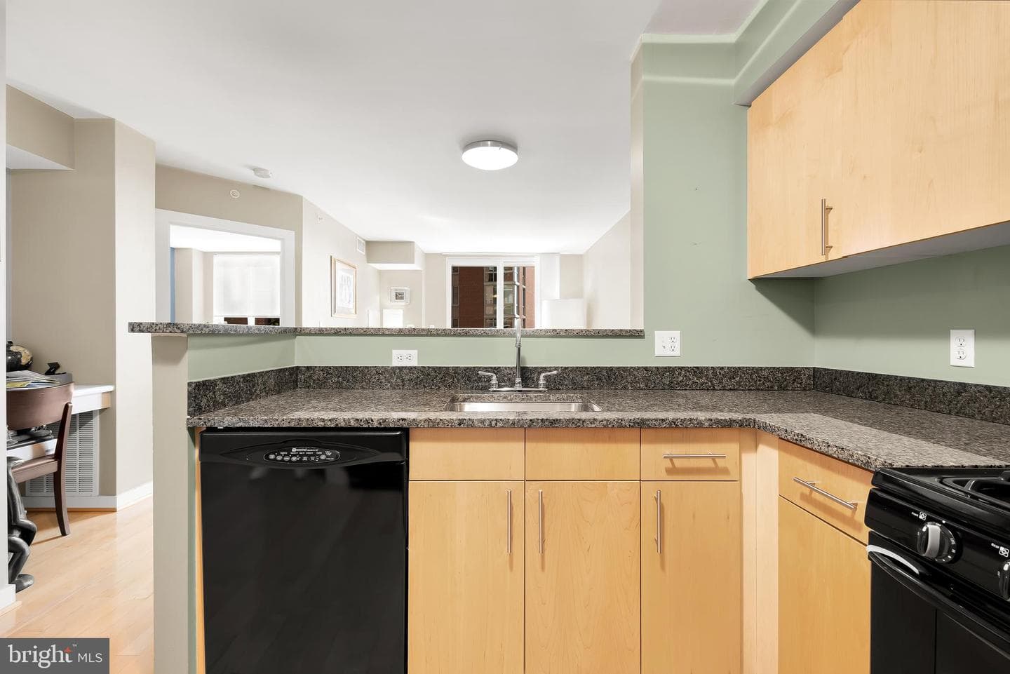 1000 New Jersey Avenue SE #803 photo 6