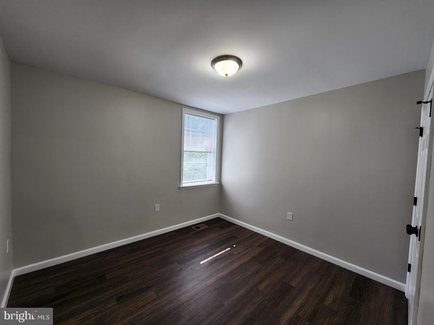1722 Montana Avenue NE #1722 photo 24