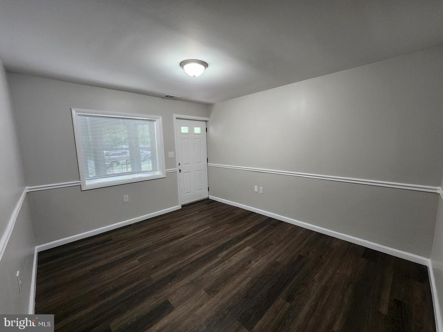 1722 Montana Avenue NE #1722 photo 6