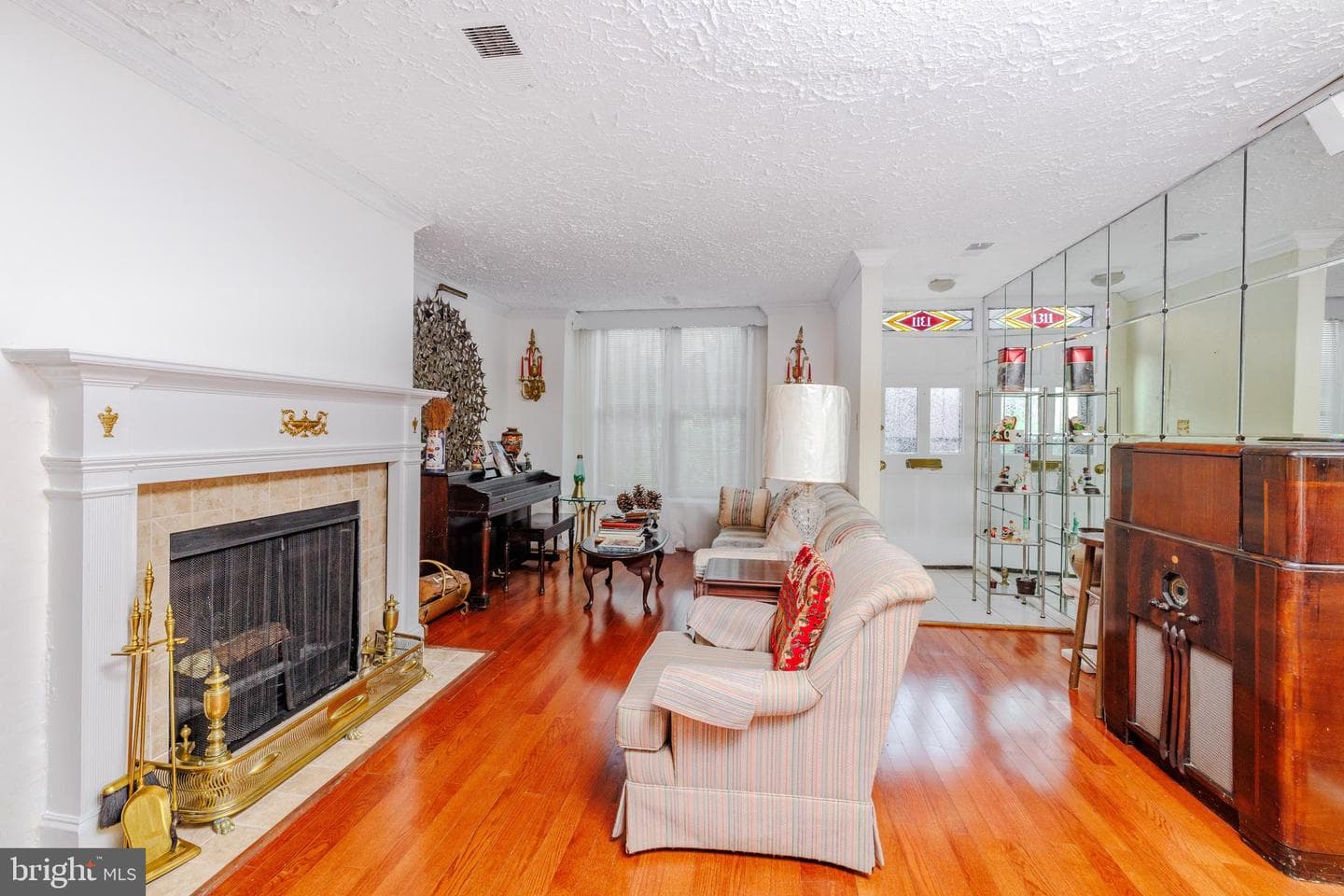 1311 Emerald Street NE photo 7