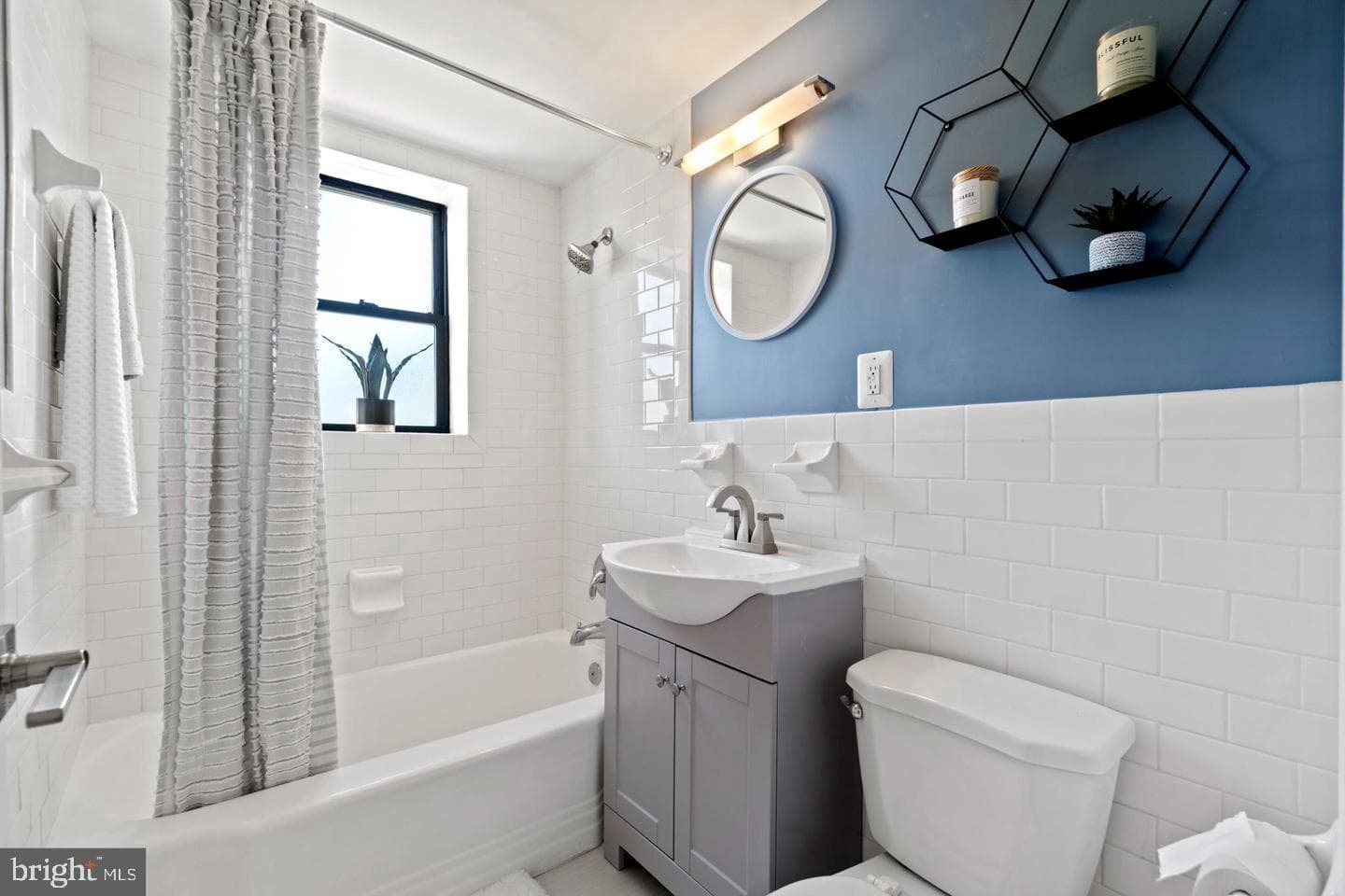 212 Oakwood Street SE #216 photo 5