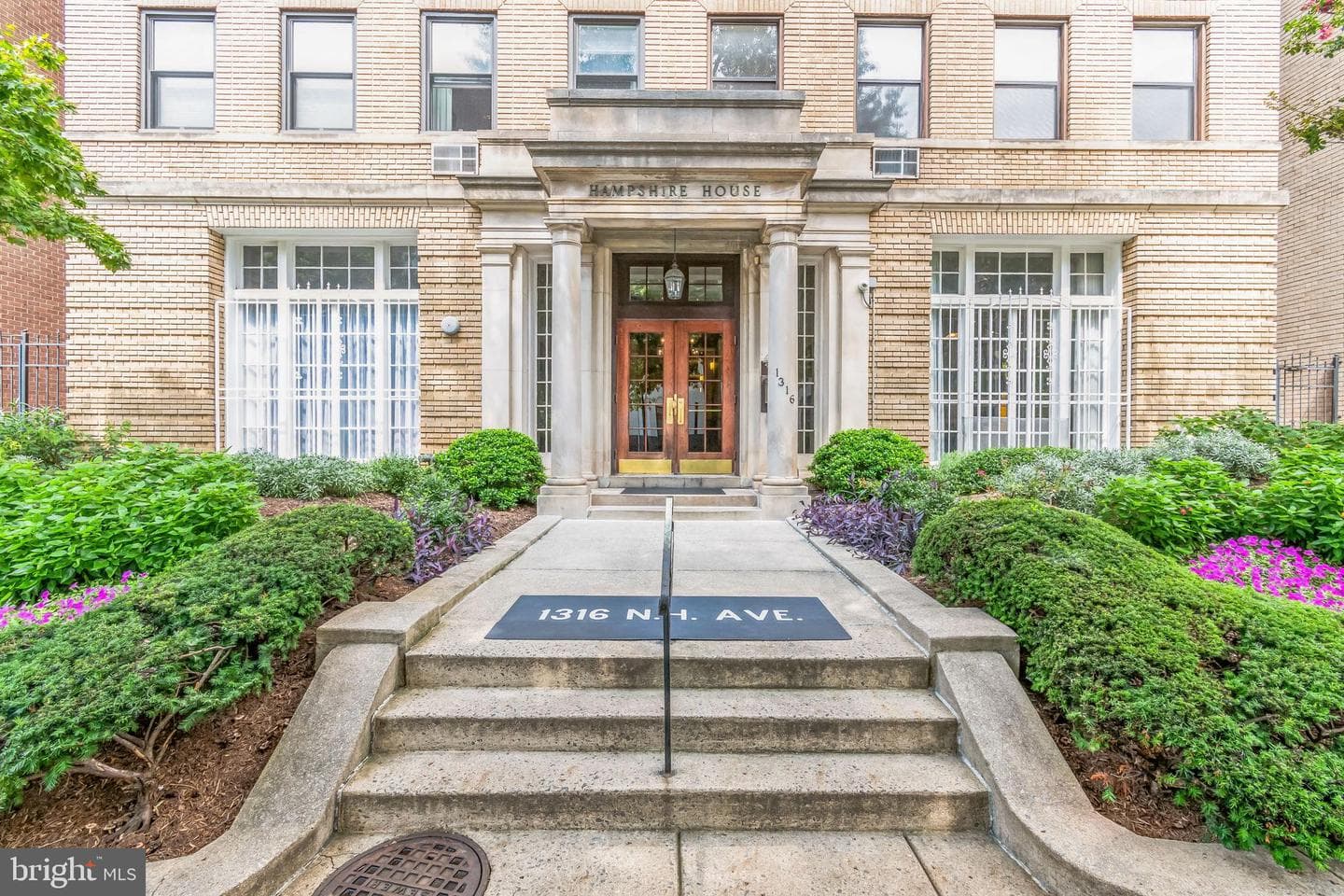 1316 New Hampshire Avenue NW #404 photo 1