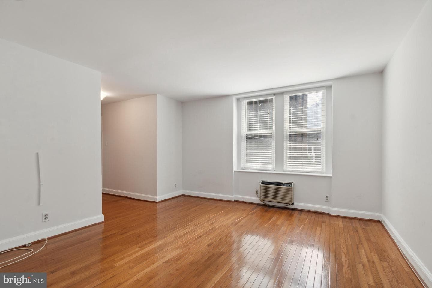 1316 New Hampshire Avenue NW #404 photo 14